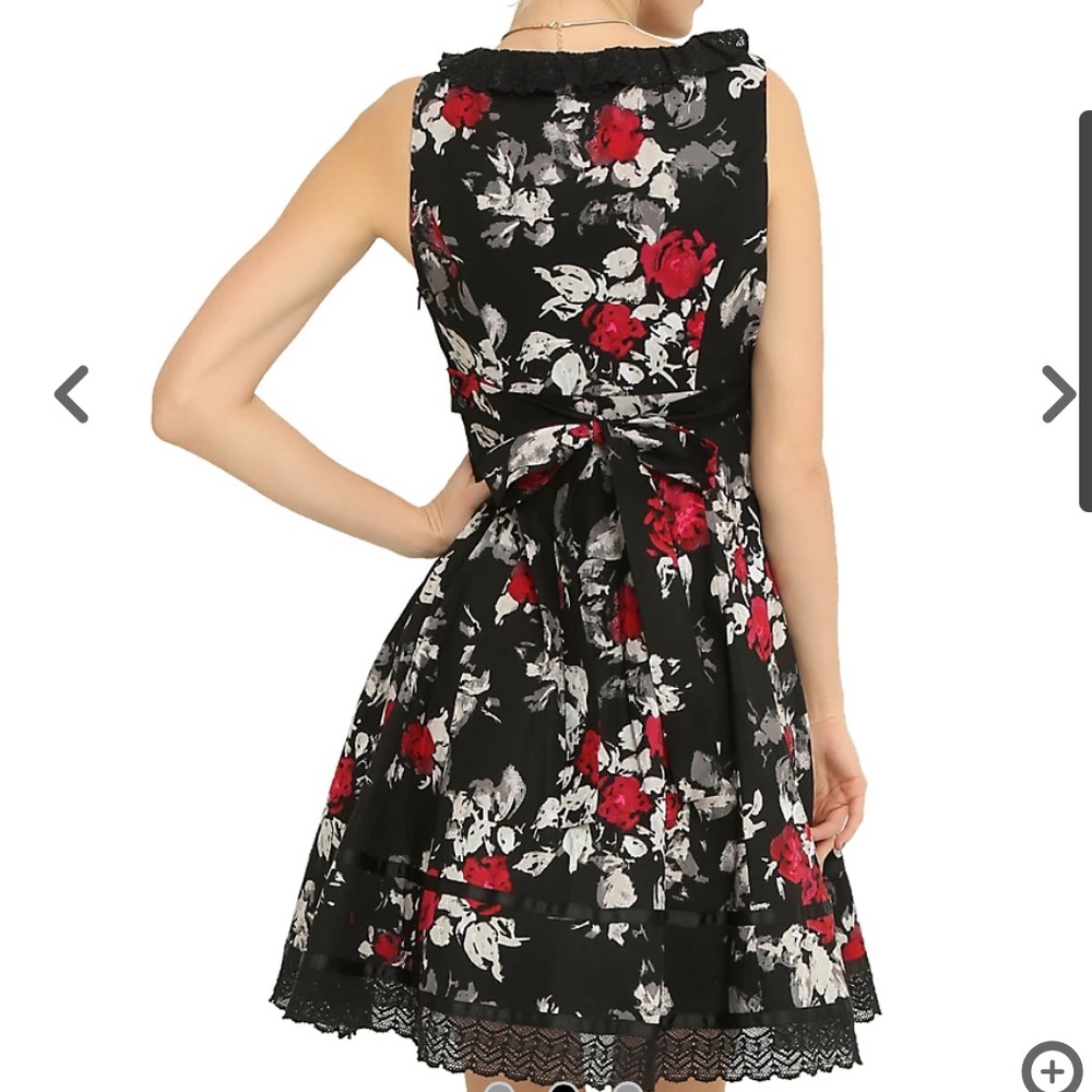 NWT Hot Topic red and black floral ruffle dress - Picture 2 of 14